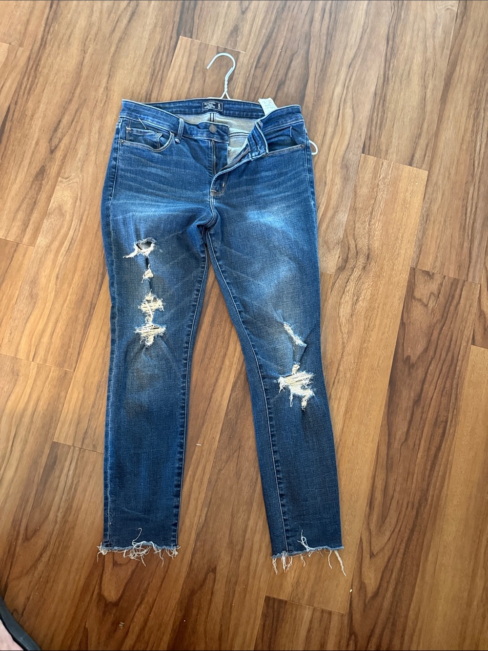 Abercrombie & Fitch Distressed Dark Blue Skinny Jeans
